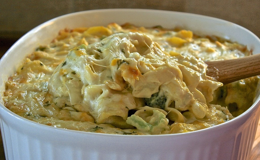 Cheesy Tuna Noodle Casserole
 Kid Approved Super Cheesy Tuna Noodle Casserole with Fresh