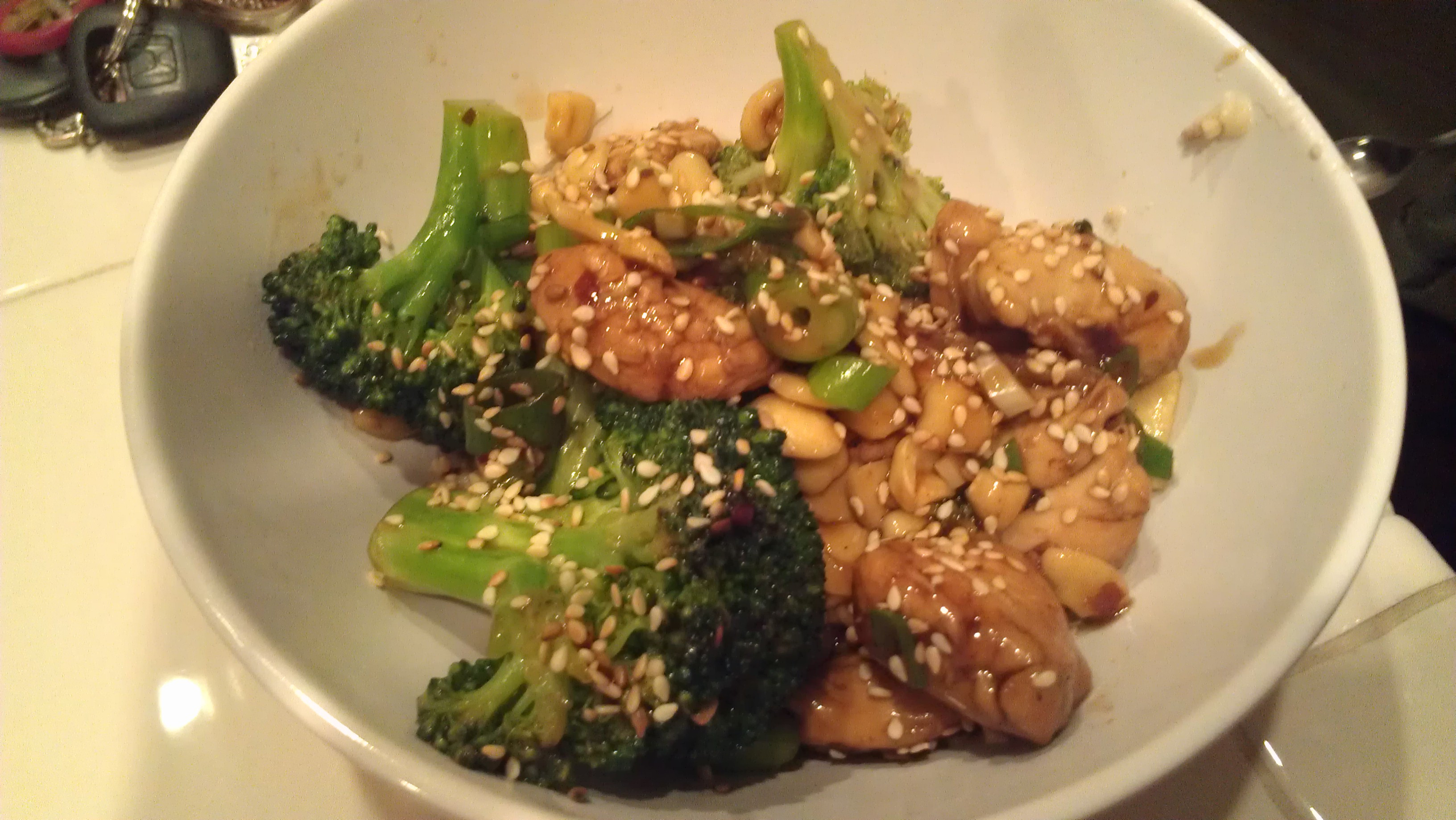 Chicken And Cauliflower Rice
 Paleo Cashew Chicken and Broccoli with Coconut Cauliflower