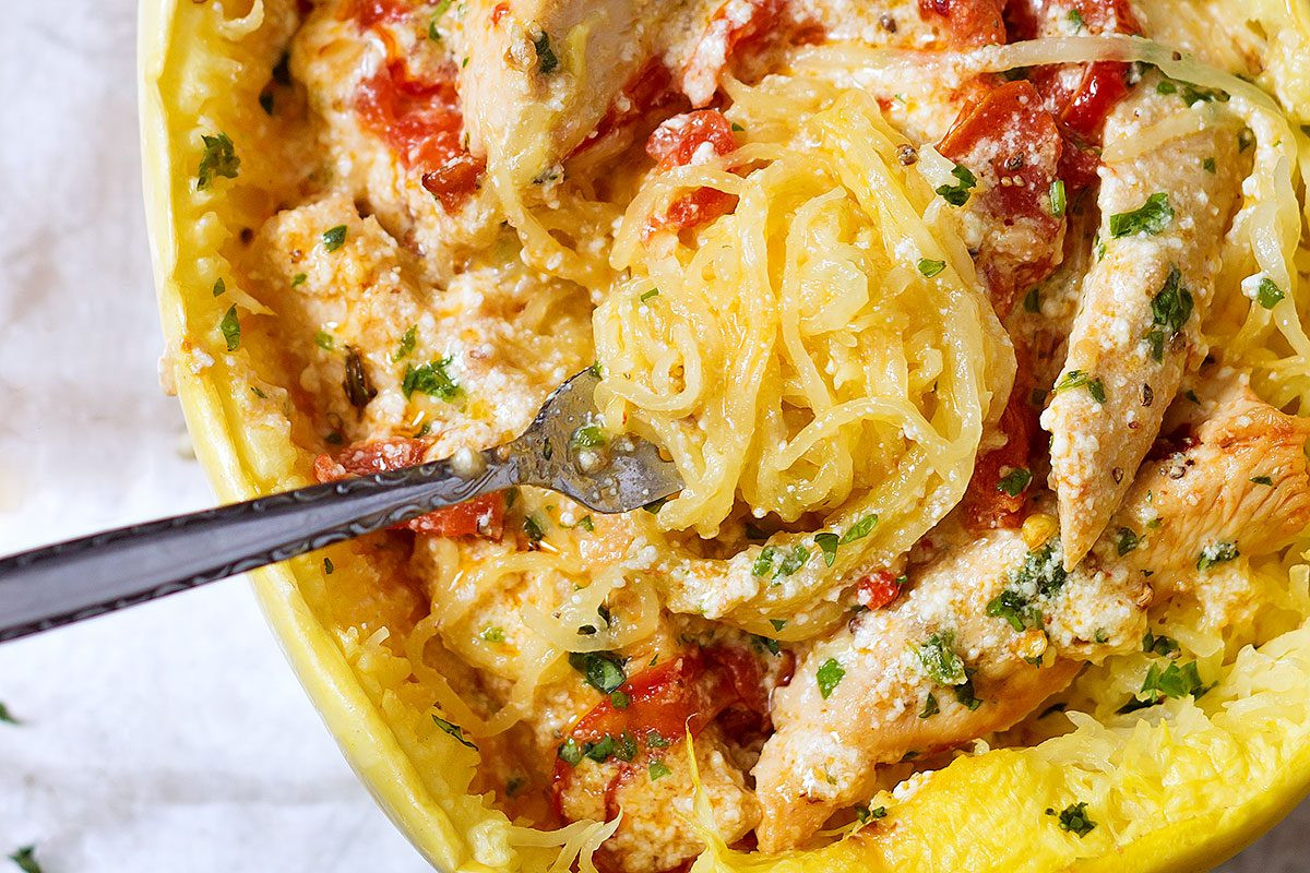 Chicken And Spaghetti Squash
 Chicken Spaghetti Squash Recipe — Eatwell101