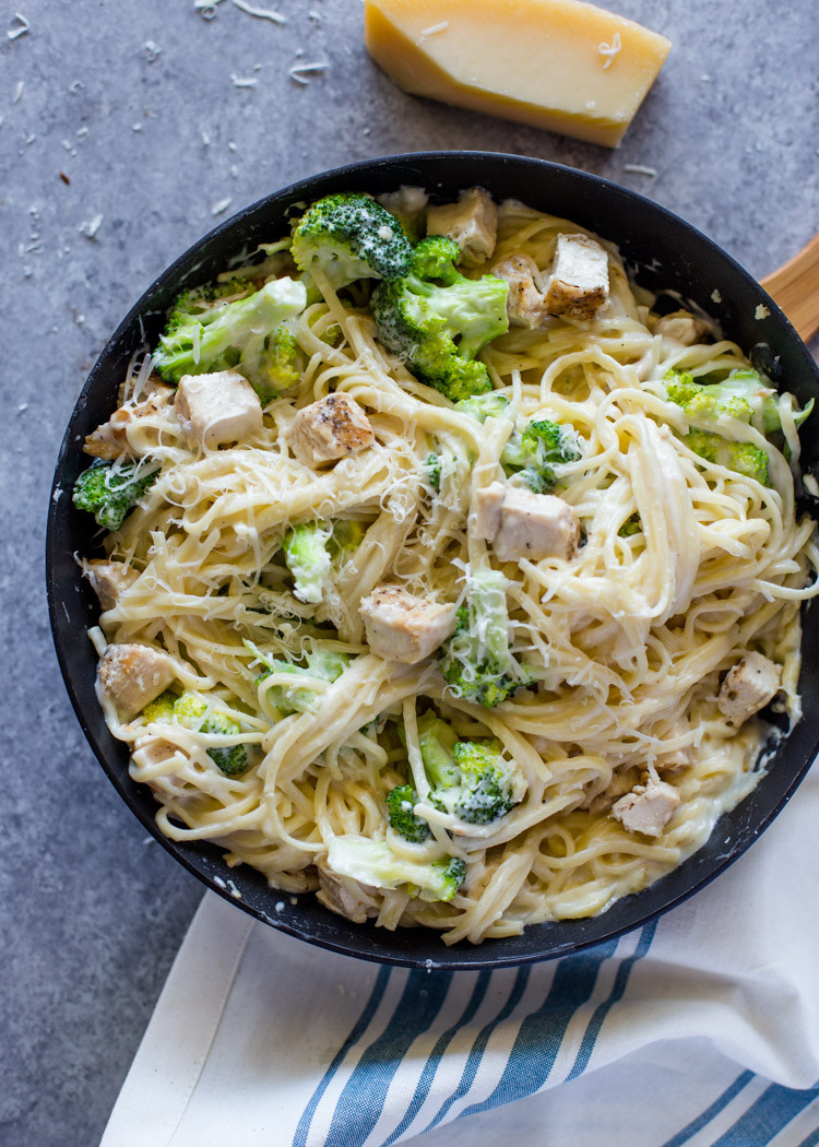 Chicken Broccoli Alfredo
 Skinny Chicken & Broccoli Alfredo