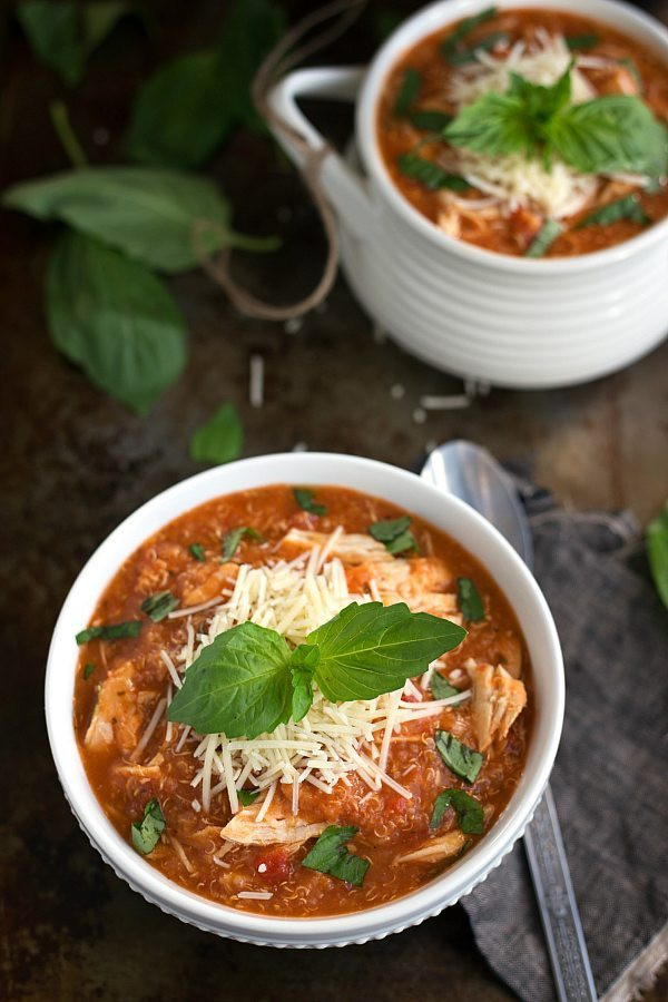 Chicken Parm Soup
 Slow Cooker Quinoa Chicken Parmesan Soup