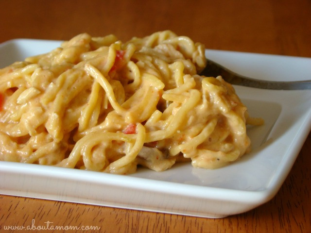 Chicken Spaghetti With Velveeta
 CrockPot Cheesy Chicken Spaghetti with Velveeta