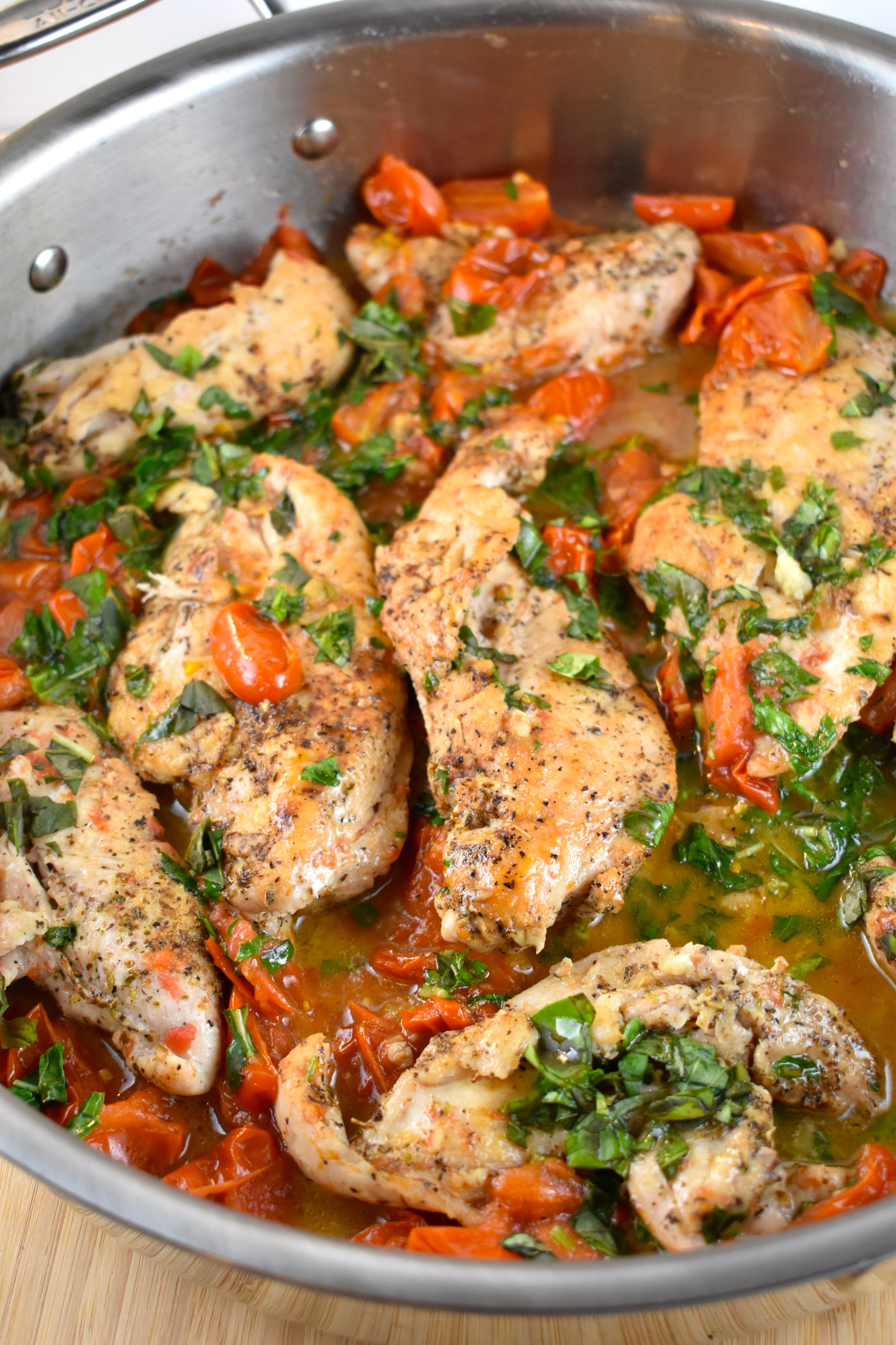 Chicken Tomato Recipe
 Tomato Basil Chicken Recipe – 1 Point LaaLoosh