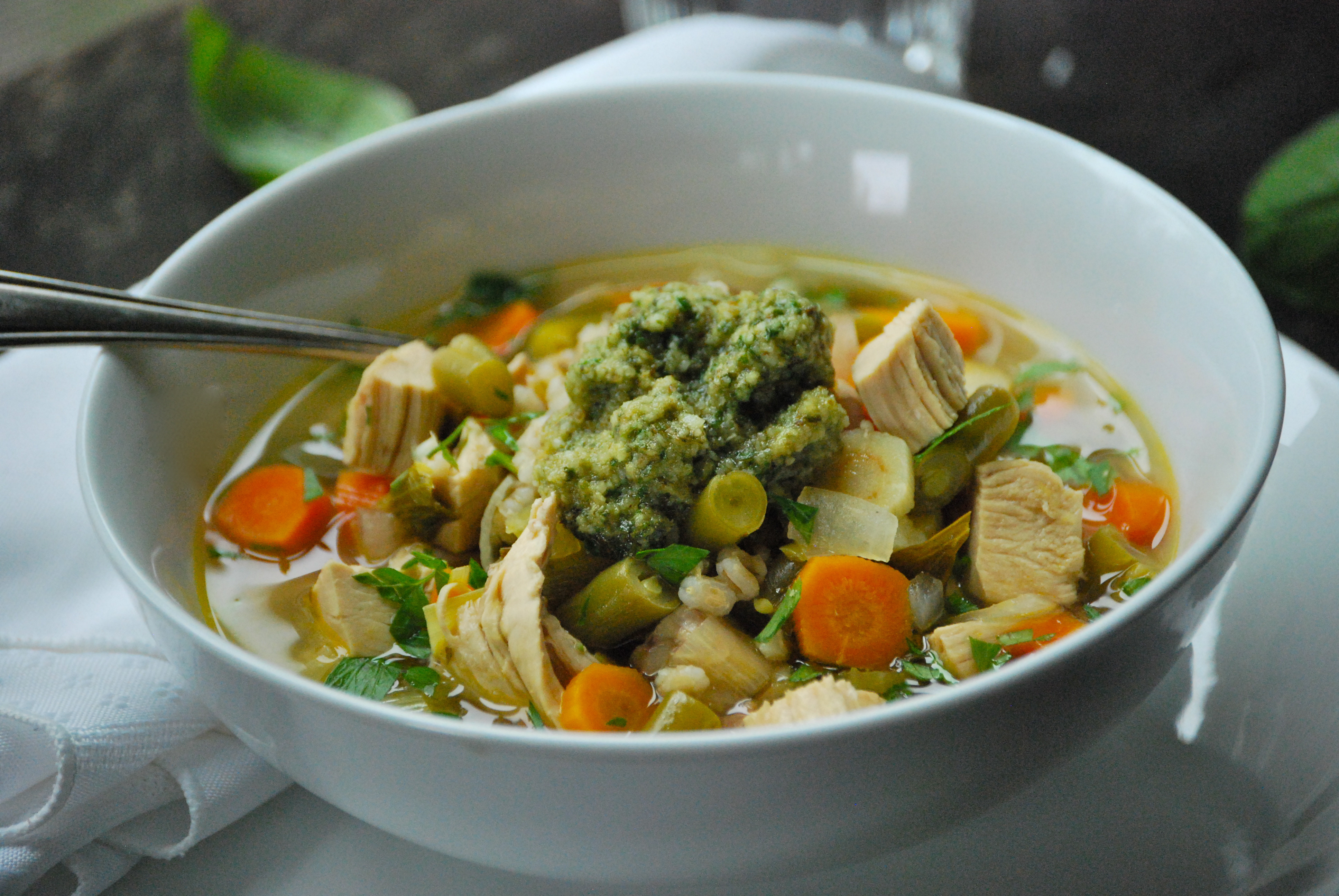 Chicken Veggie Soup
 Roasted Chicken Ve able Soup with Lemon and Pesto