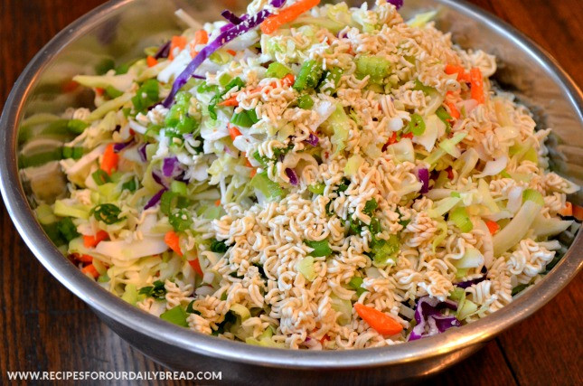 Chinese Chicken Salad Ramen Noodles
 YOU NEED THIS EASY ORIENTAL CHICKEN RAMEN NOODLE SALAD