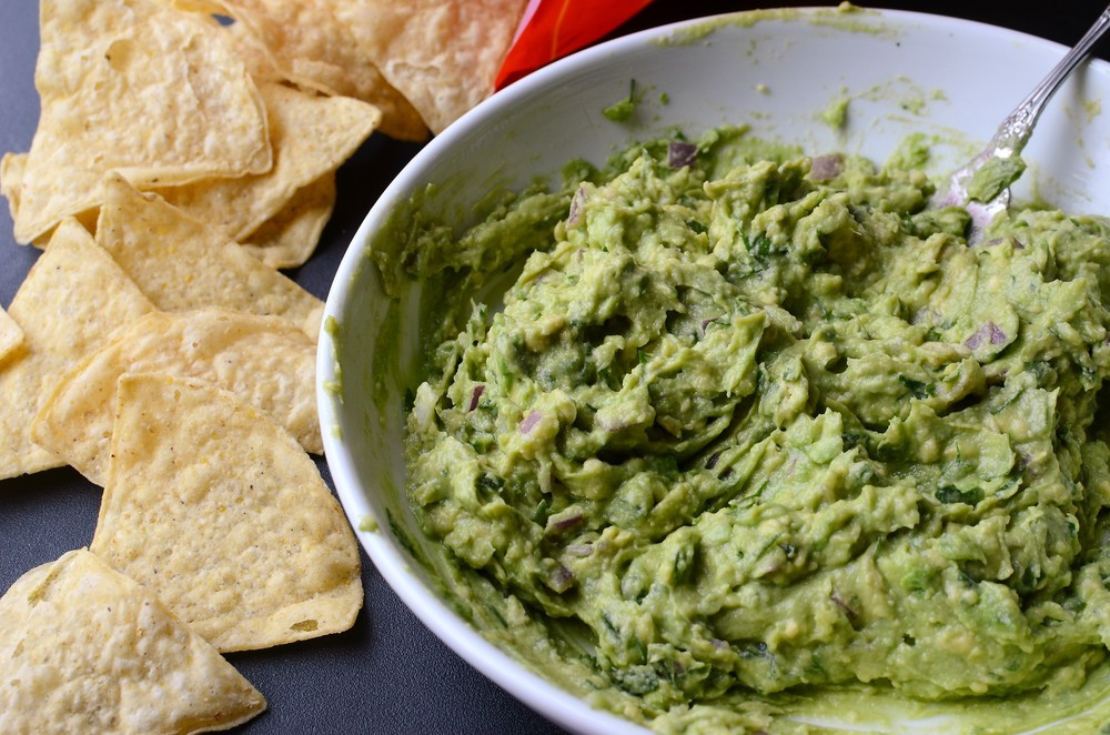 Chipotle Mexican Grill Guacamole
 Chipotle s Famous Guacamole — ButterYum