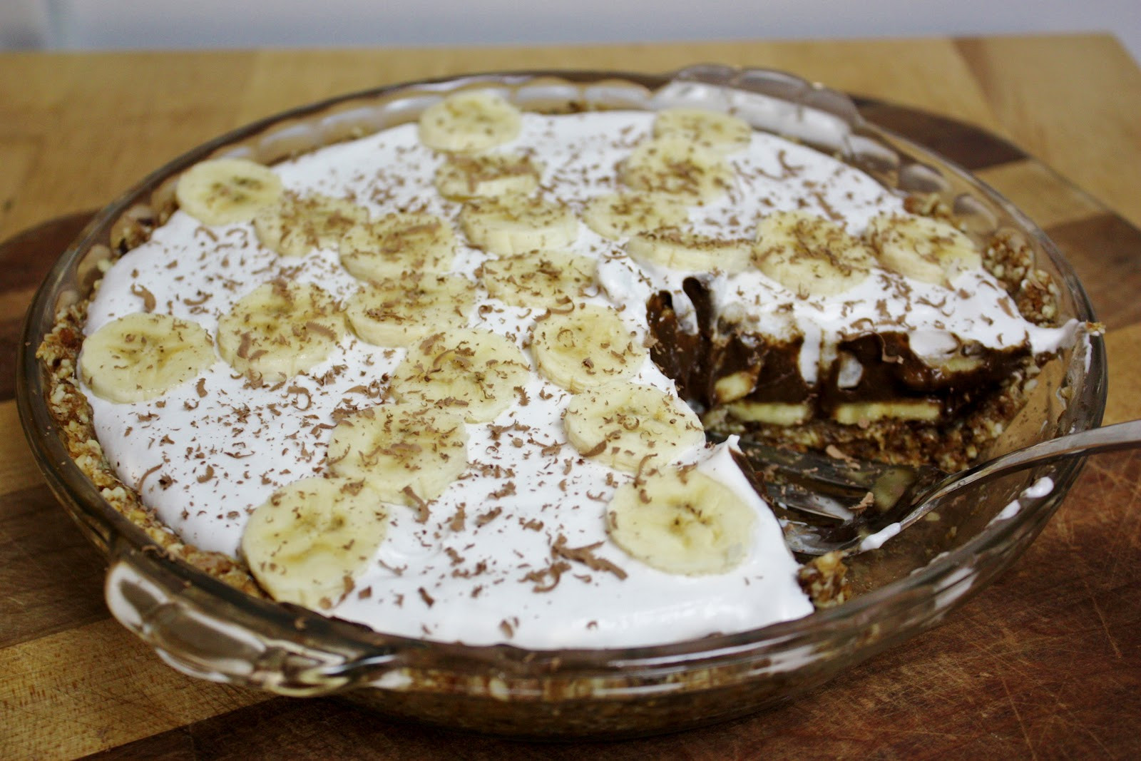 Chocolate Banana Cream Pie
 This Rawsome Vegan Life chocolate banana coconut cream pie