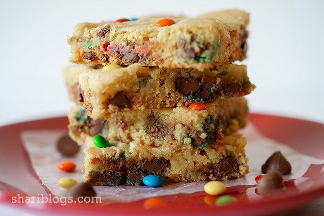 Chocolate Chip Cookie Bars With Cake Mix
 Chocolate Chip Cake Mix Cookie Bars Shari Blogs