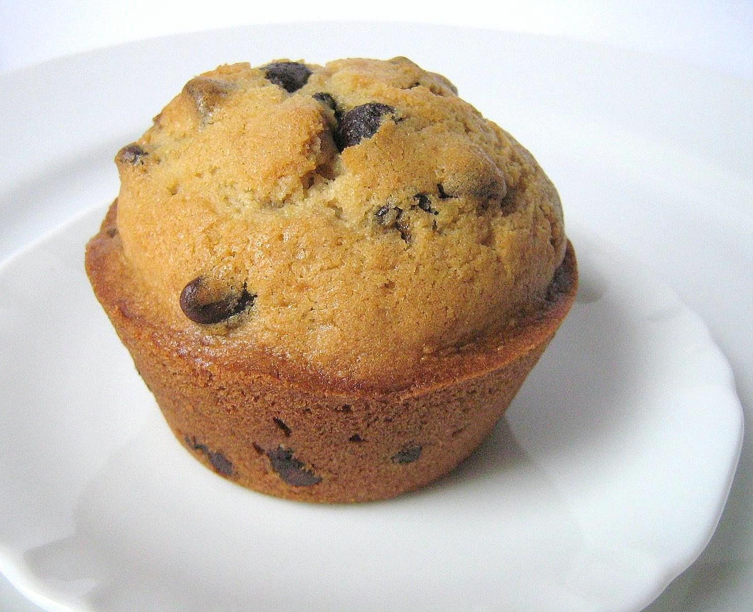 Chocolate Chip Muffins
 une gamine dans la cuisine Orange and Chocolate Chip Muffins