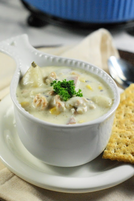 Clam Chowder Soup
 The Kitchen is My Playground Slow Cooker Clam Chowder