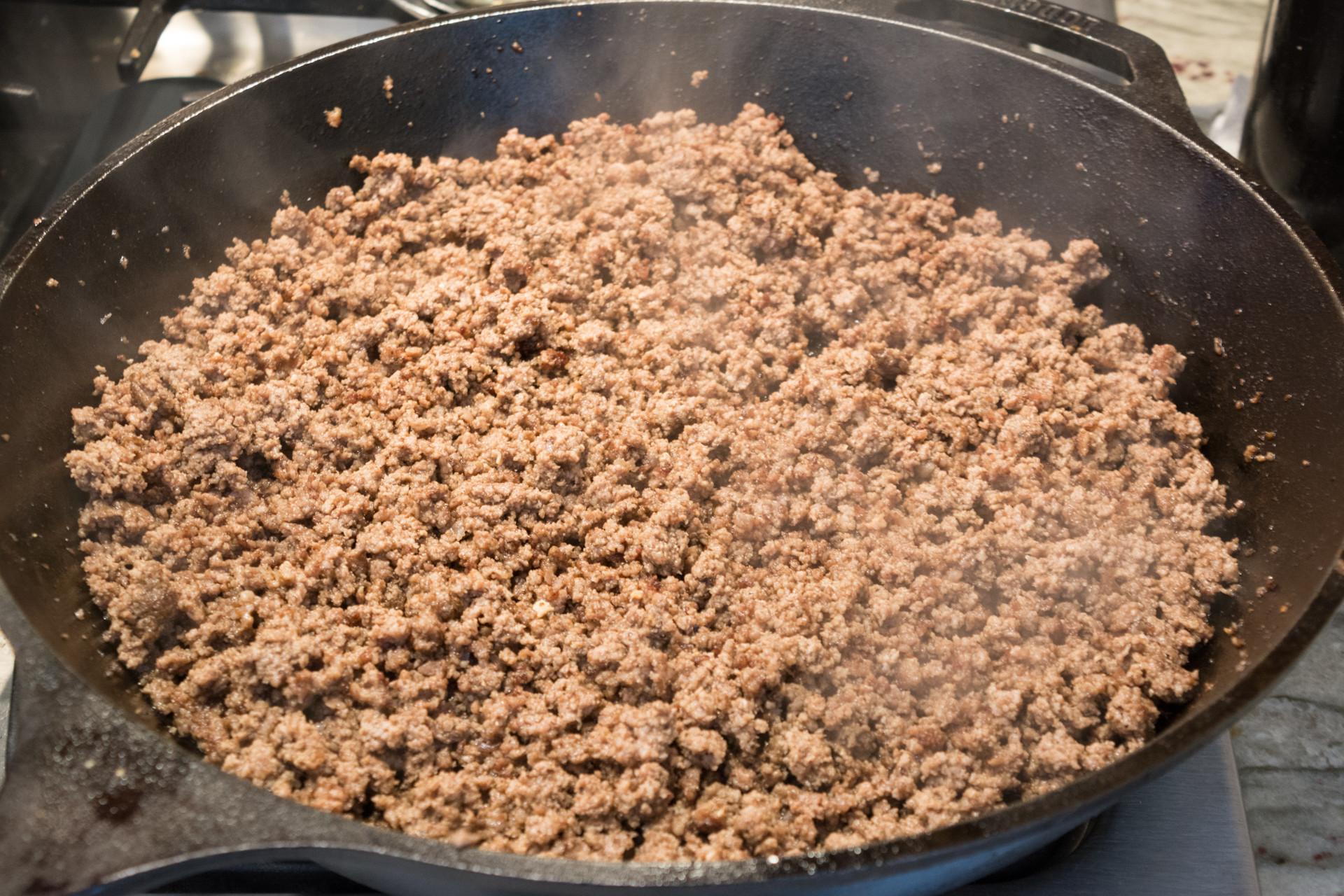 Cook Ground Beef
 Spaghetti Squash Lasagna Caveman Keto