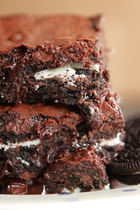 Cookies And Cream Brownies
 Cookies N Cream Oreo Fudge Brownies