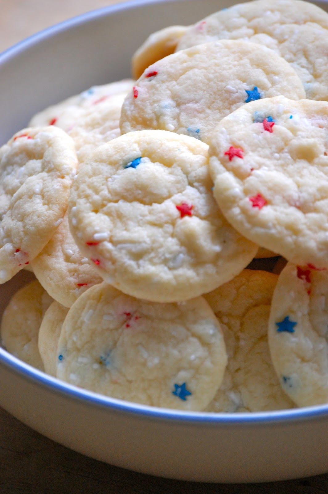 Cookies With Cake Mix
 Heritage Schoolhouse Cake Mix Cookies