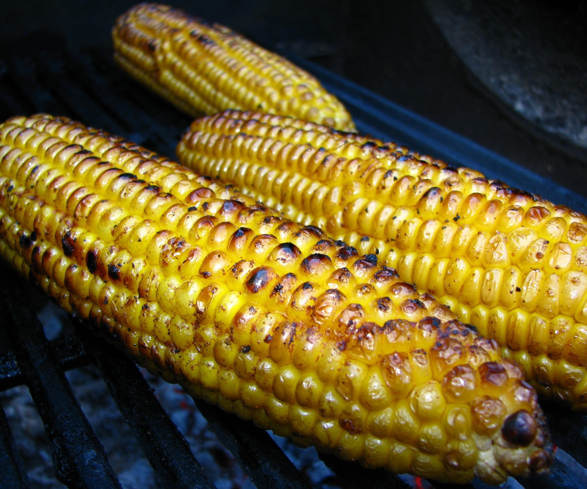Corn On Grill
 Cooking Corn The Grill In Foil In Radiant Grilled Corn