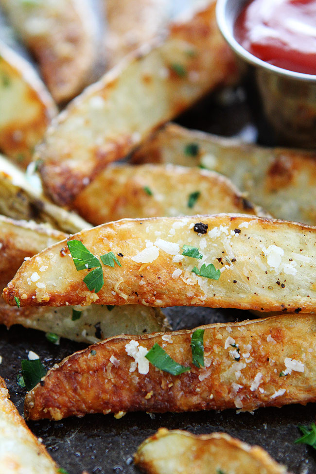 Crispy Baked Potato Wedges
 Garlic Parmesan Potato Wedges