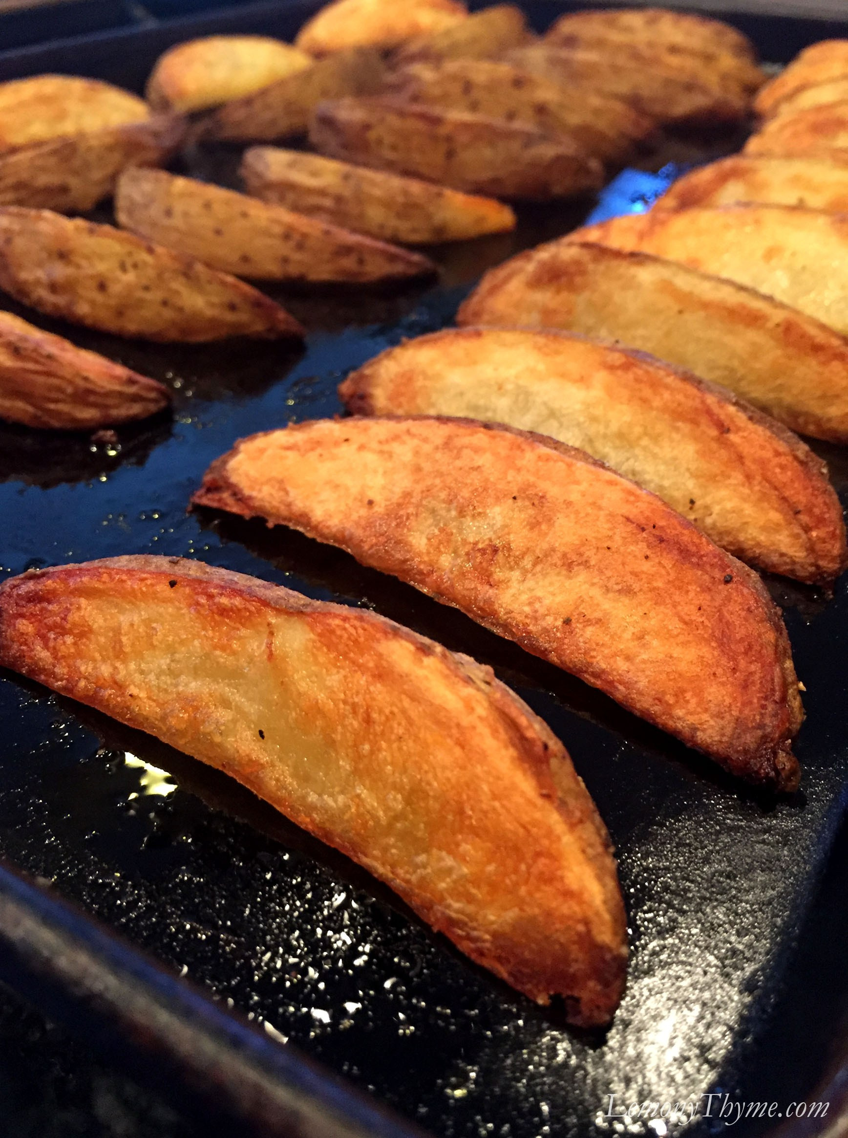 Crispy Baked Potato Wedges
 Hot Loaded Baked Potato Dip with Crispy Baked Potato