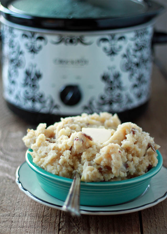 Crockpot Mashed Potatoes
 Unbelievably Easy Crock Pot Garlic Mashed Potatoes