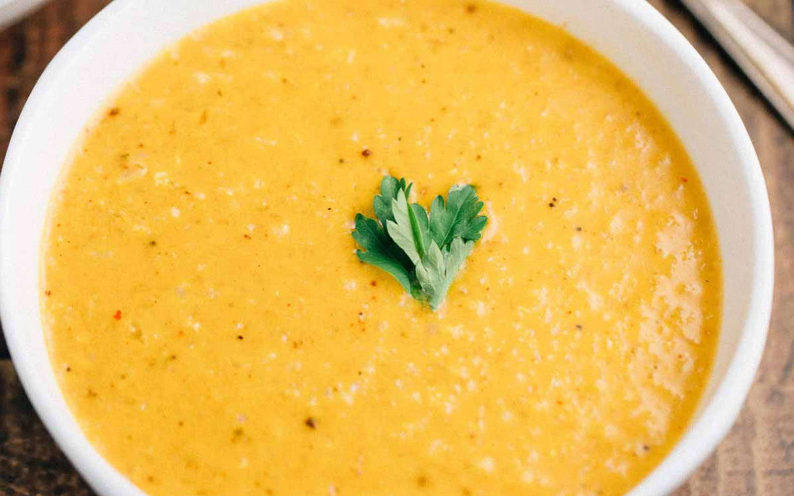 Curried Cauliflower Soup
 Creamy Cauliflower Curry Soup [Vegan]