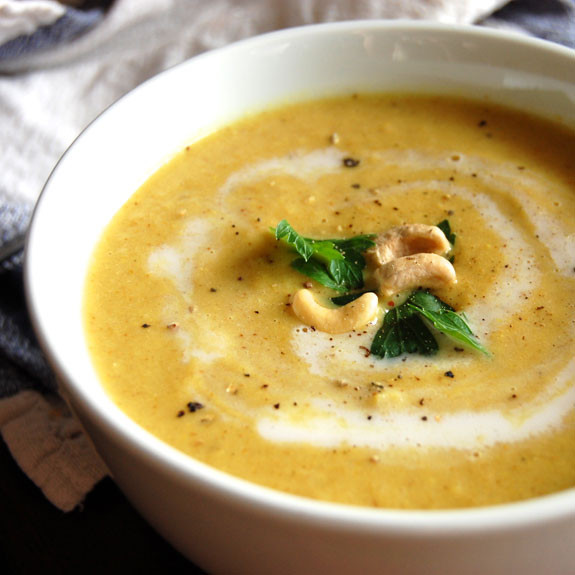 Curried Cauliflower Soup
 How to Make Curried Paleo Cauliflower Soup