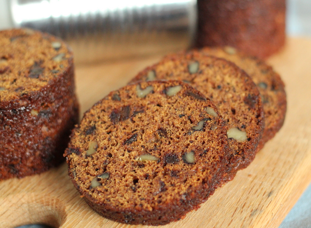 Date Nut Bread Recipe
 Tried in Blue Flashback Friday Colonial Date Nut Bread