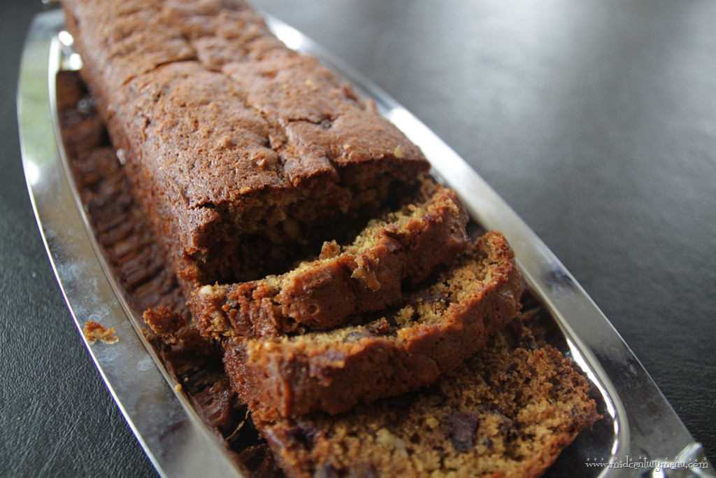 Date Nut Bread Recipe
 Date Nut Bread – The Unofficial Mad Men Cookbook Virtual