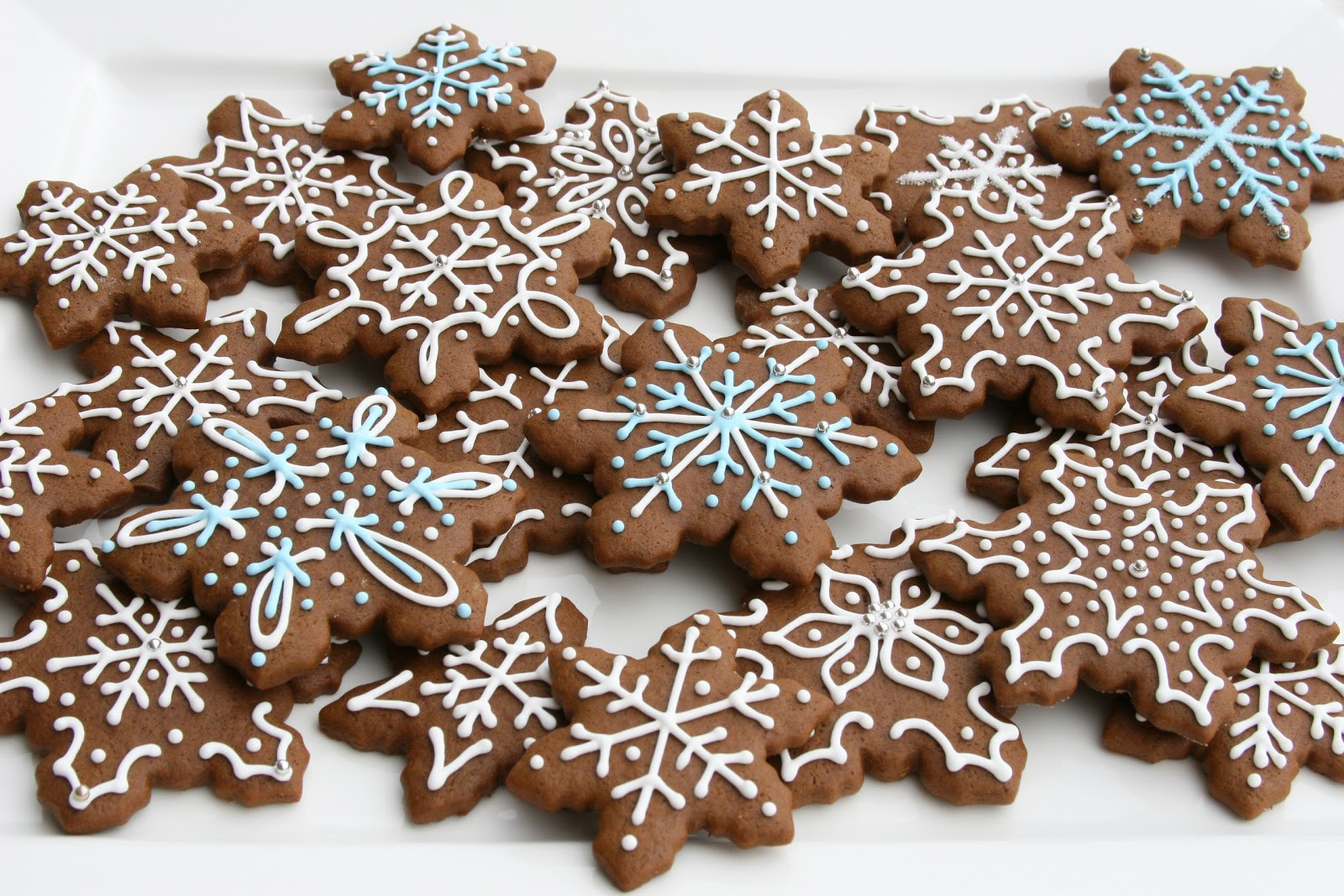 Decorating Gingerbread Cookies
 Gingerbread Cookies Recipe – Glorious Treats
