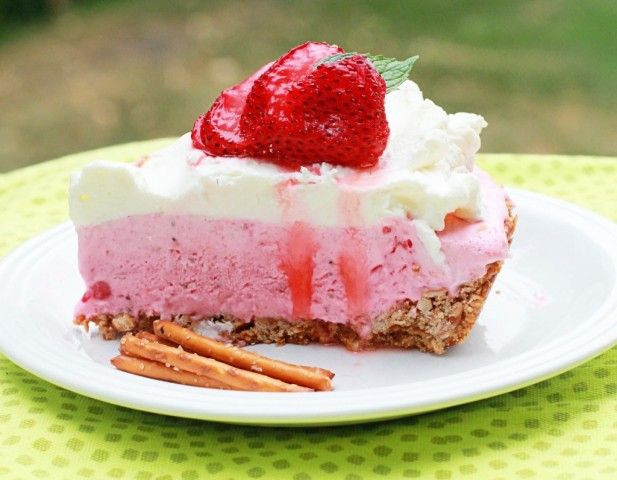 Desserts For Picnic
 42 best images about Fun desserts for a crowd on Pinterest