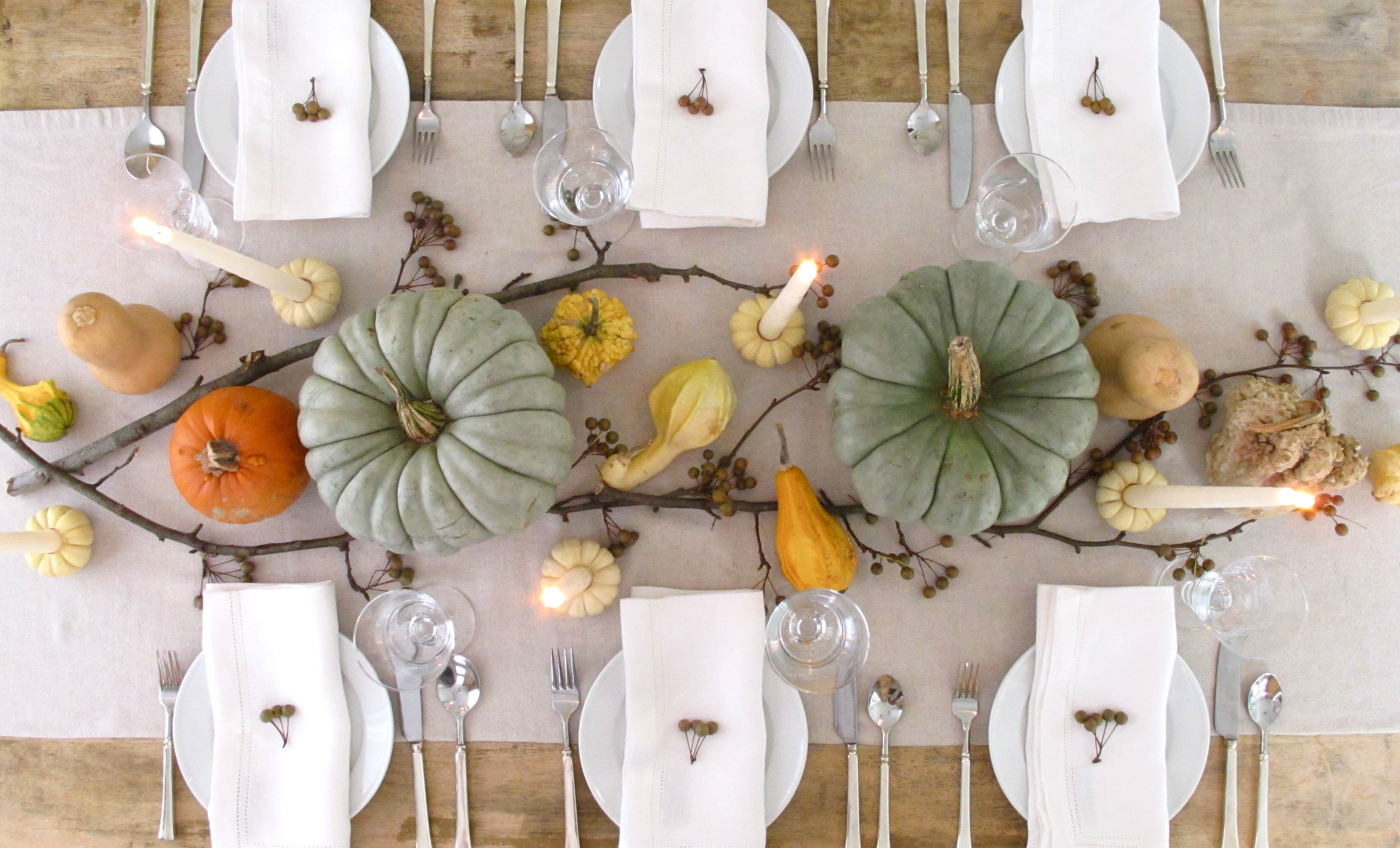 Dinner Place Setting
 Our favorite Thanksgiving Day table settings TODAY