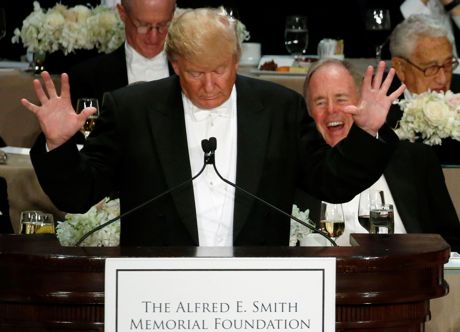 Donald Trump Al Smith Dinner
 Donald Trump announces 100 day plan to fix the country in