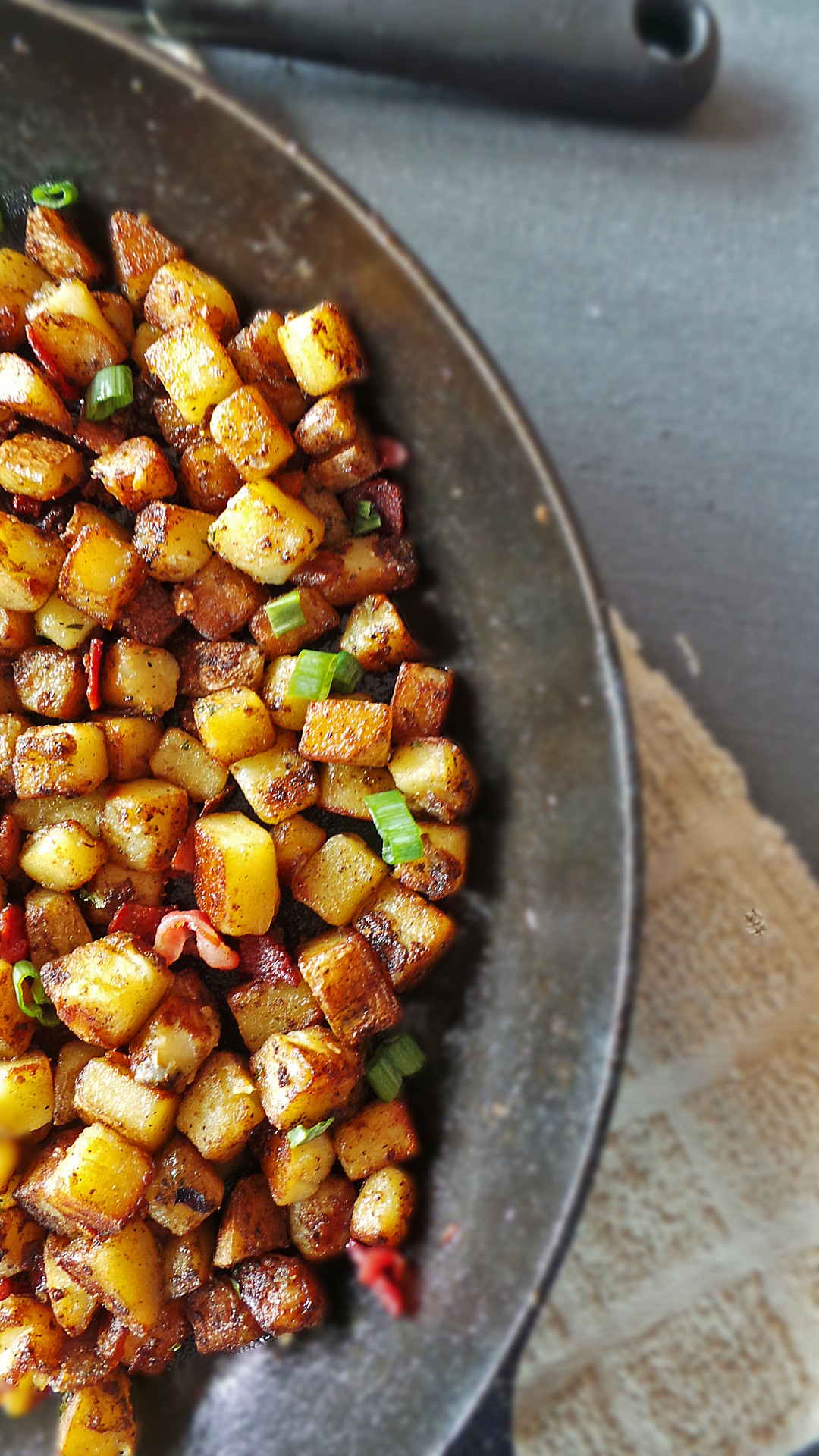 Easy Breakfast Potatoes
 Bangin’ Breakfast Potatoes