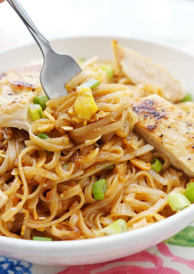 Easy Chicken Pad Thai Recipe
 Easy Chicken Pad Thai