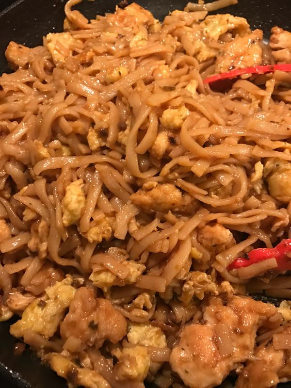 Easy Chicken Pad Thai Recipe
 Quick & Easy Chicken Pad Thai