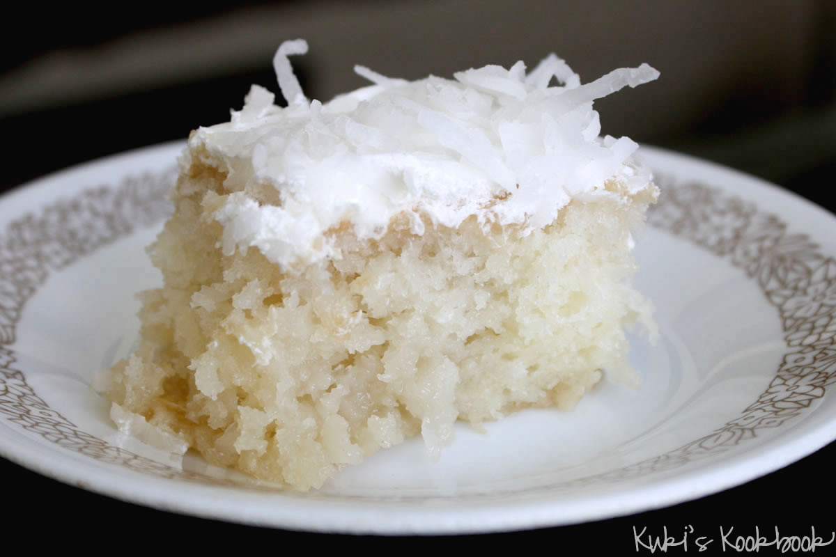 Easy Coconut Cake
 Easy Coconut Cake 2015 House Style