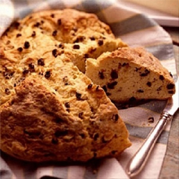 Easy Irish Soda Bread
 Easy Irish Soda Bread Recipe by RecipeKing CookEat