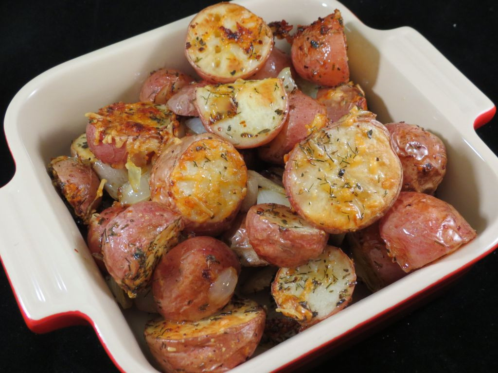 Easy Roasted Potatoes
 Easy to Make Oven Roasted Red Potatoes