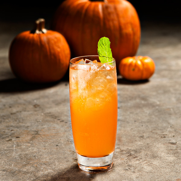 Fall Drinks With Vodka
 A Pumpkin Smash Fall Cocktails
