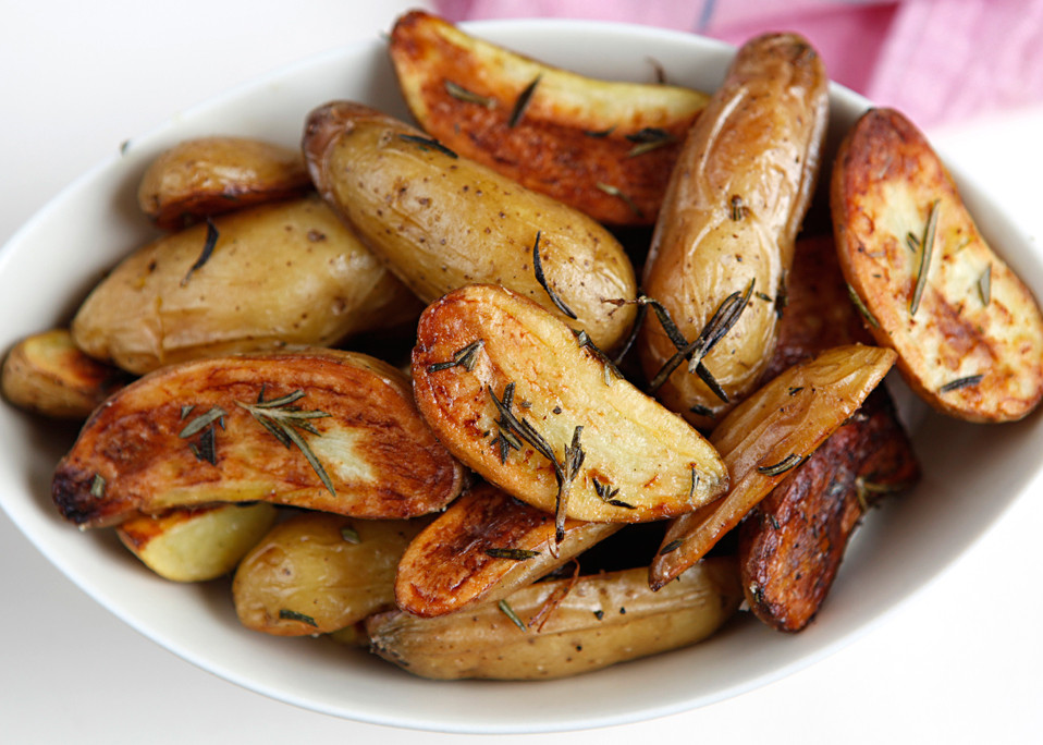 Fingerling Potato Recipes
 crispy roasted fingerling potatoes