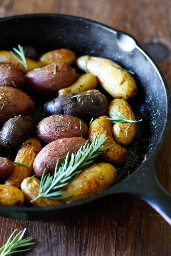 Fingerling Potato Recipes
 Rosemary Roasted Fingerling Potatoes