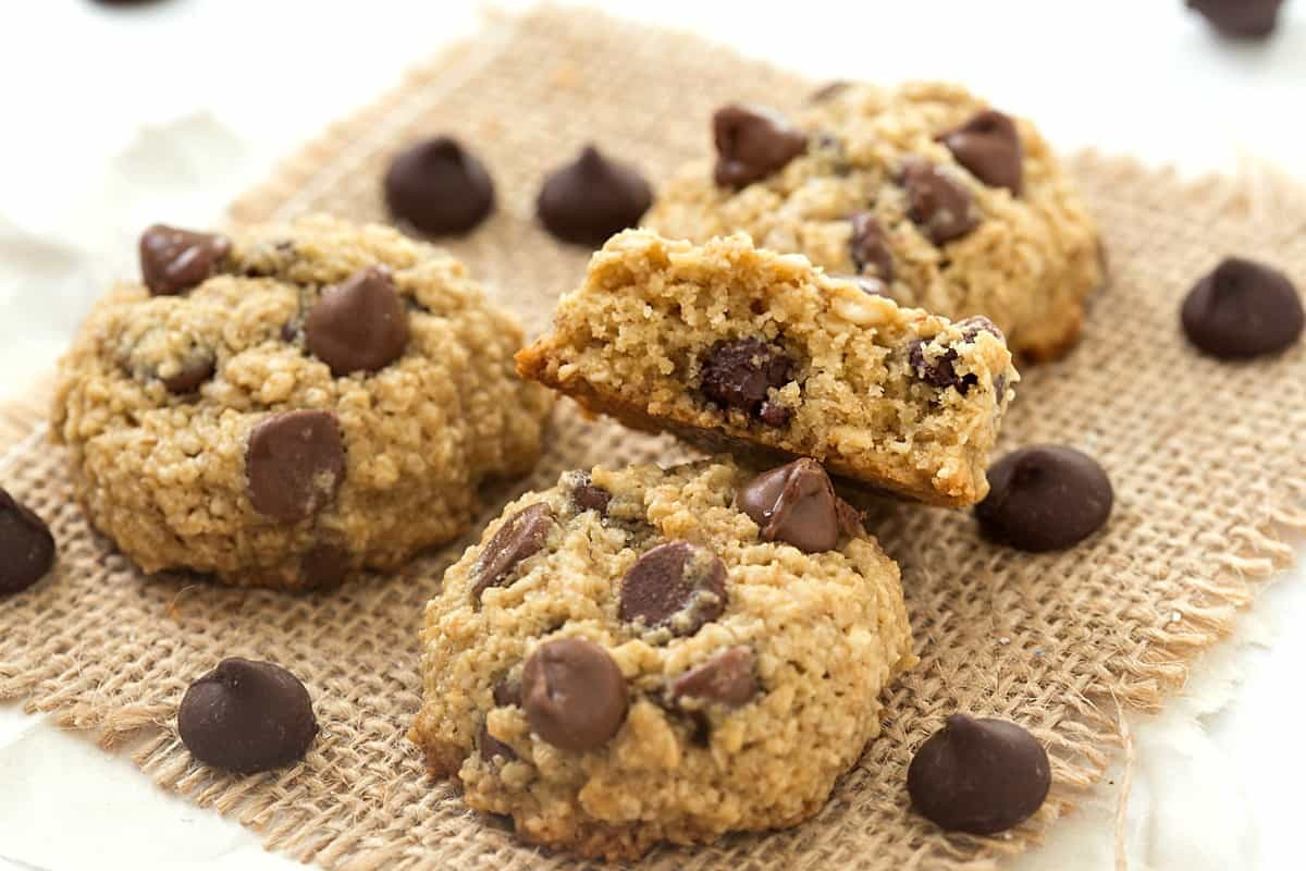 Flourless Chocolate Chip Cookies
 Flourless Chocolate Chip Cookies ⋆ Real Housemoms