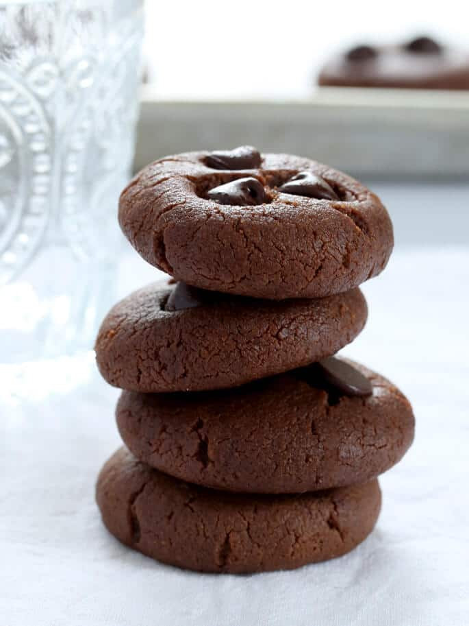 Flourless Peanut Butter Cookies
 Flourless Peanut Butter Cookies with optional chocolate