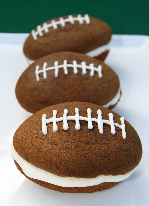 Football Party Desserts
 40 Super Bowl Recipes Dips Snacks and Desserts – Tip Junkie