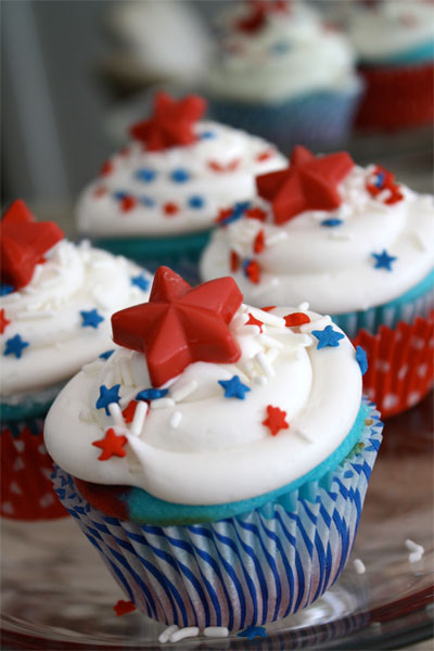 Fourth Of July Cupcakes
 Red White and Blue Cupcakes