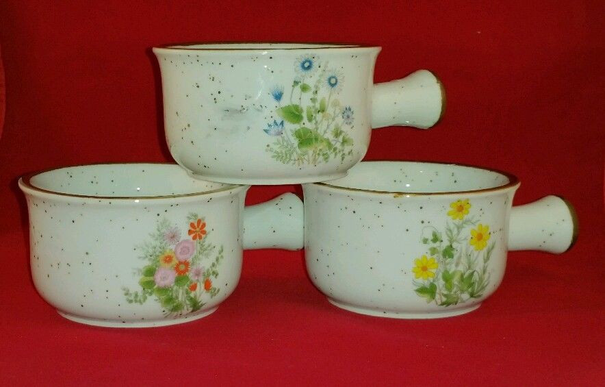 French Onion Soup Bowls
 Vintage French ion Soup Bowls 3 with Handle Crock Made