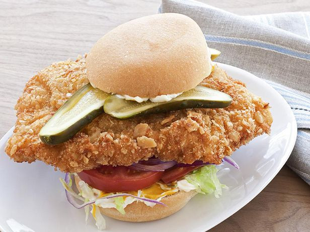 Fried Pork Tenderloin
 25 Best Ideas about Pork Tenderloin Sandwich on Pinterest