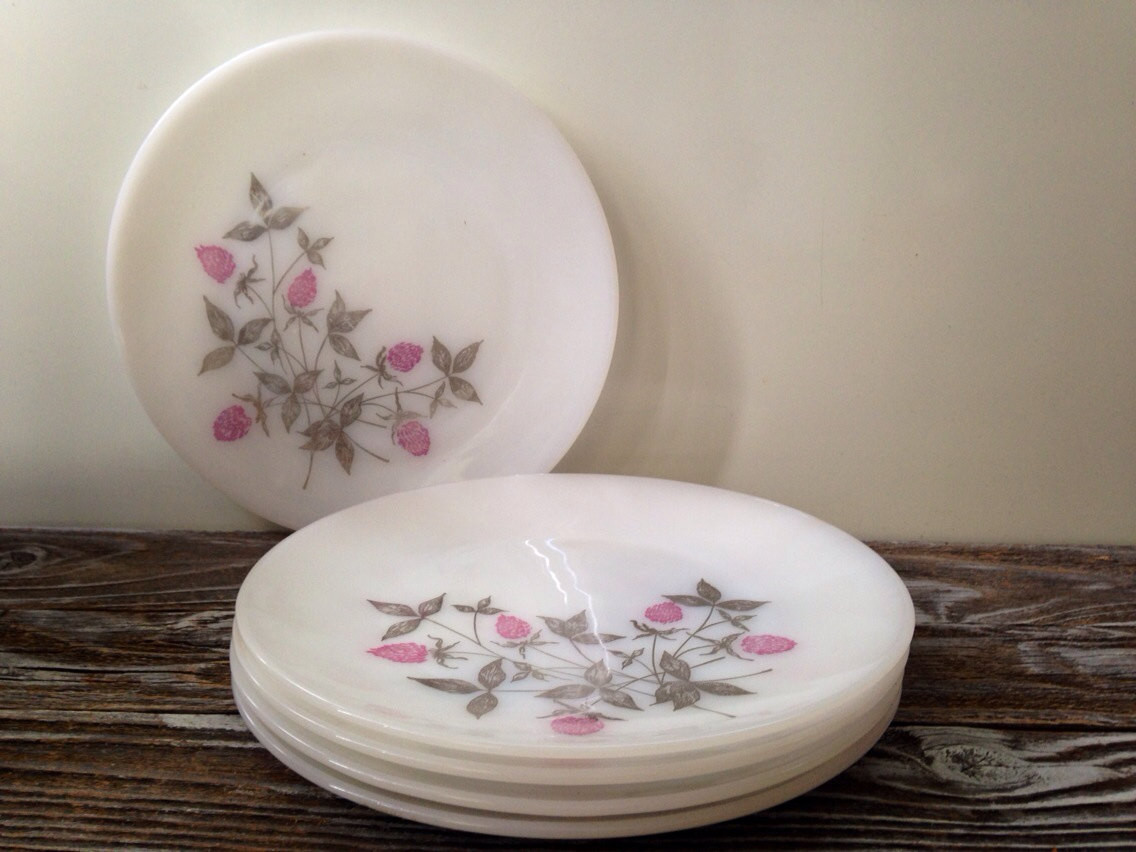 Glass Dinner Plates
 5 Vintage Milk Glass Clover Blossom Dinner Plates Vintage