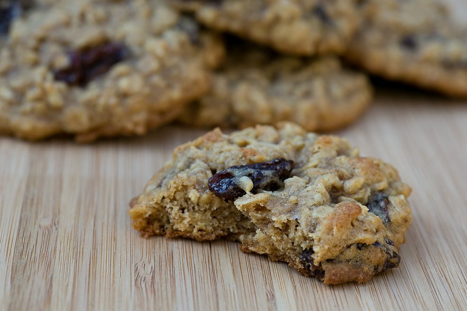 Gluten Free Oatmeal Raisin Cookies
 Chewy Gluten Free Oatmeal Raisin Cookies