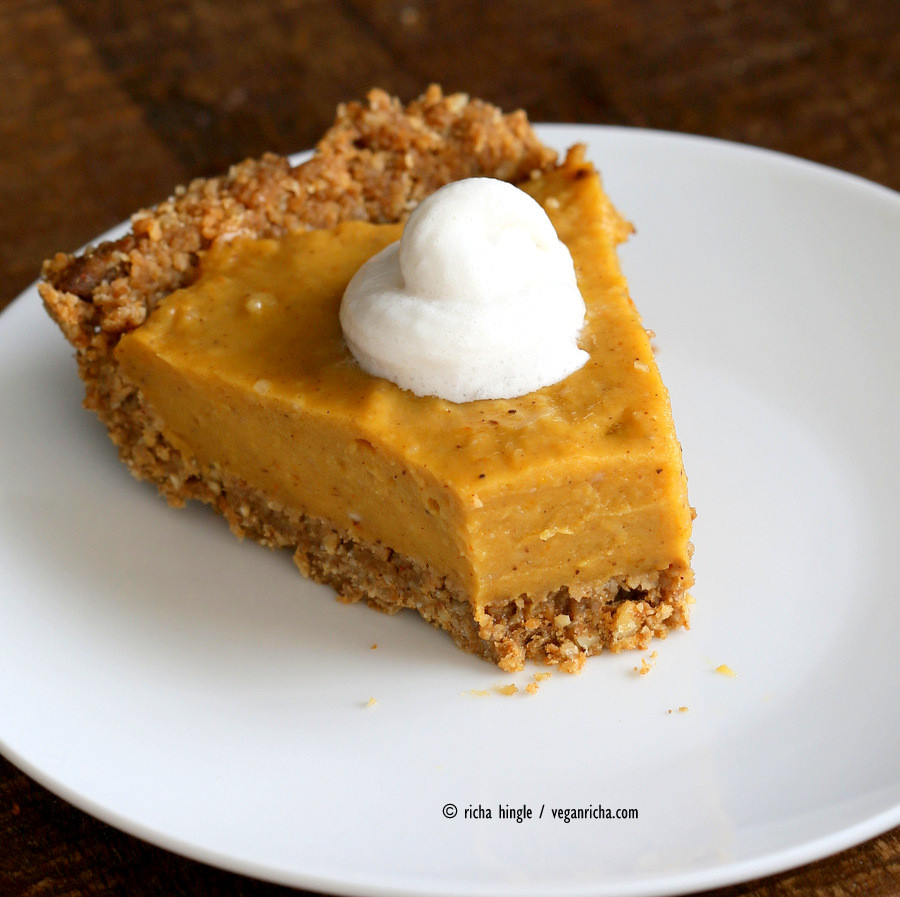 Gluten Free Pumpkin Pie
 No Bake Vegan Pumpkin Pie with Gluten free Gingerbread