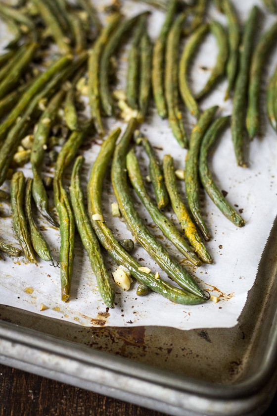 Green Bean Recipe Oven
 Best Ever Oven Roasted Green Beans The Wanderlust Kitchen