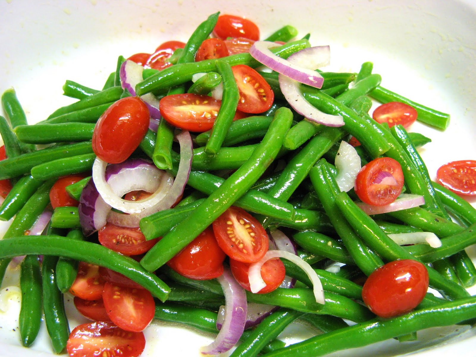 Green Bean Salad
 The Well Fed Newlyweds Green Bean Salad
