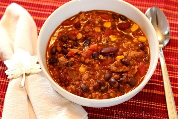 Ground Turkey Chili Recipe
 Ground Turkey Chili Recipe Mom vs the Boys